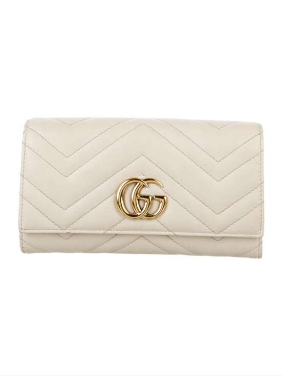 Gucci Handbags - Gucci GG White Marmont Quilted Leather Wallet EUC
